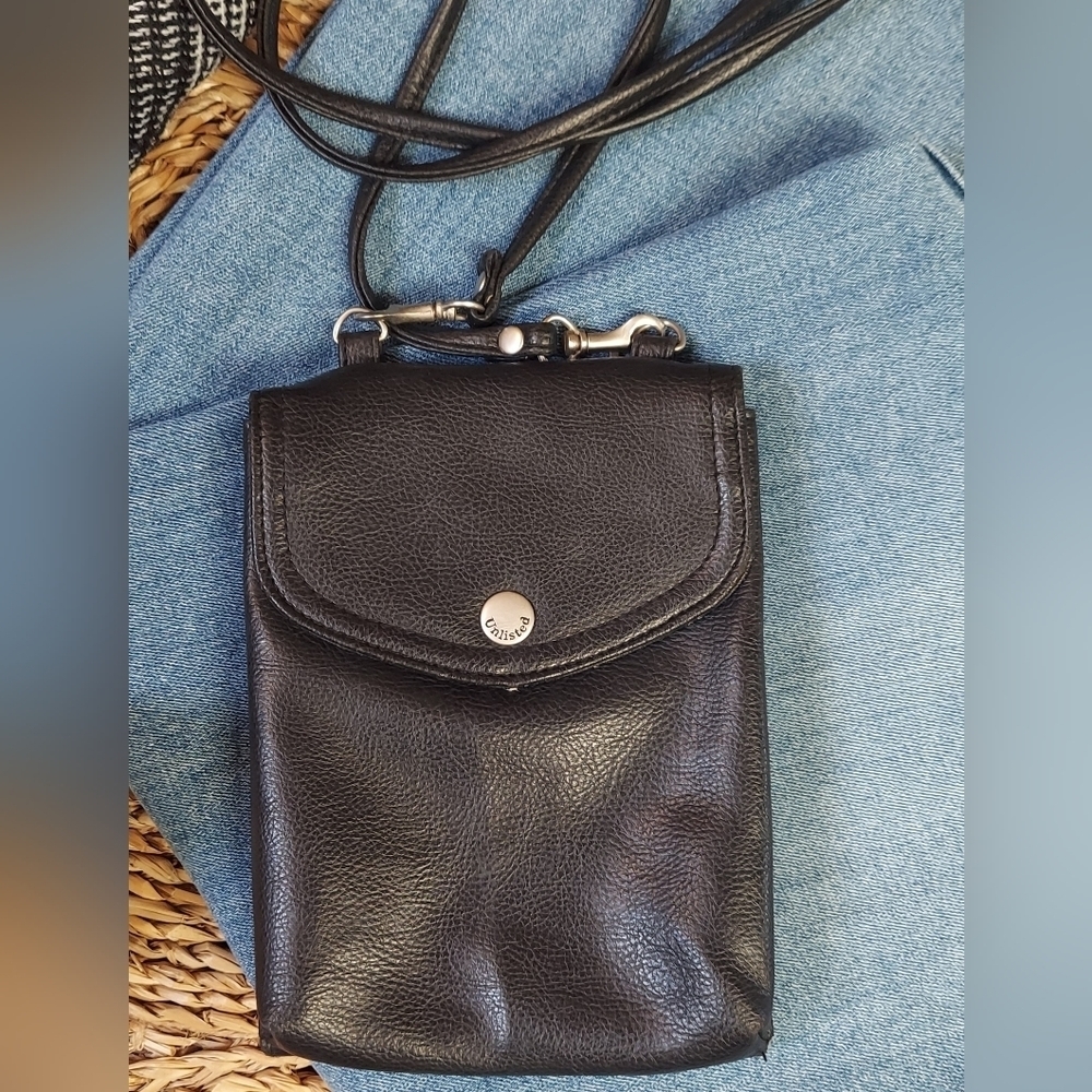 Unlisted Retro 90's Crossbody Purse - Picture 2 of 5